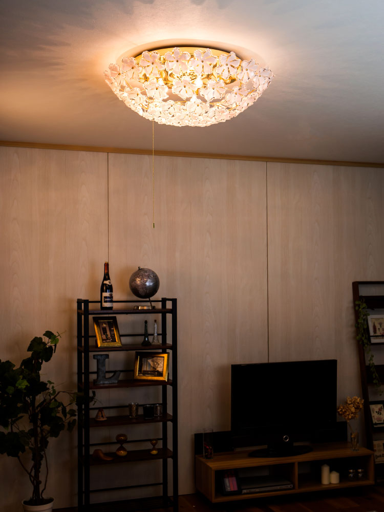 LEDシャンデリア 花デザイン 照明 シーリングライト 5灯 お花 の シャンデリア ブルーム