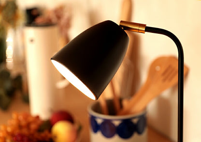 テ－ブルタッチセンサ－ランプ ワイヤレス充電機能付き