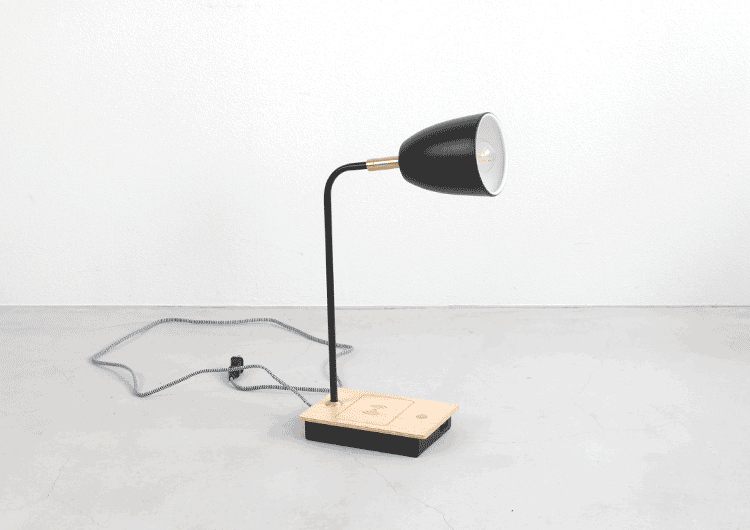 テ－ブルタッチセンサ－ランプ ワイヤレス充電機能付き